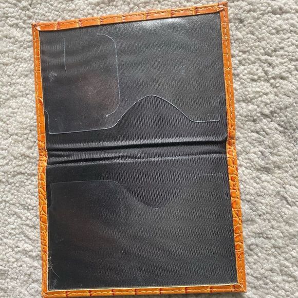 Leather Passport holder - Picture 5 of 5